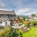 No1 Four Bed Lakeland Retreat And Hot Tub 艾尔特湖