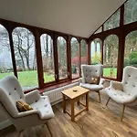 公寓 No1 Four Bed Lakeland Retreat And Hot Tub 艾尔特湖