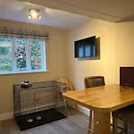 No1 Four Bed Lakeland Retreat And Hot Tub 艾尔特湖