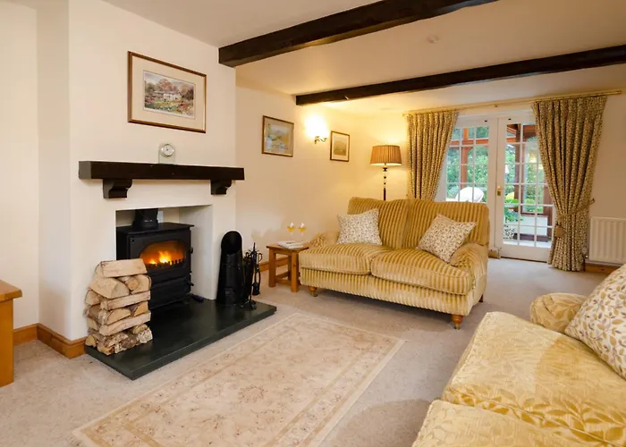 شقة Cottage No1 Four Bed Lakeland Retreat And Hot Tub